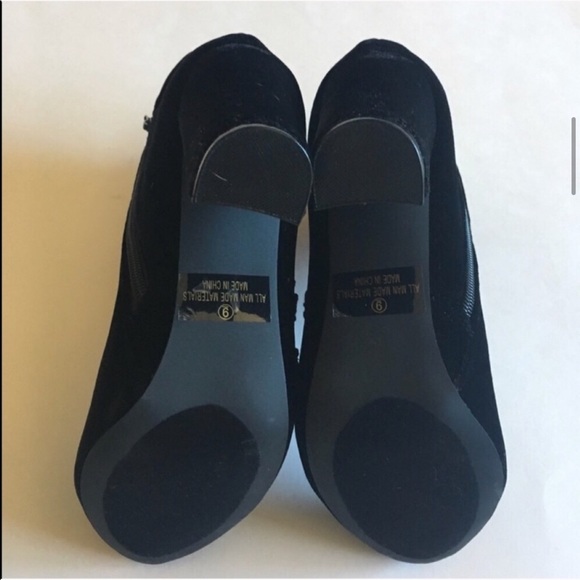 🆕 Liliana Rose Embroidered Ankle Booties - Picture 5 of 5